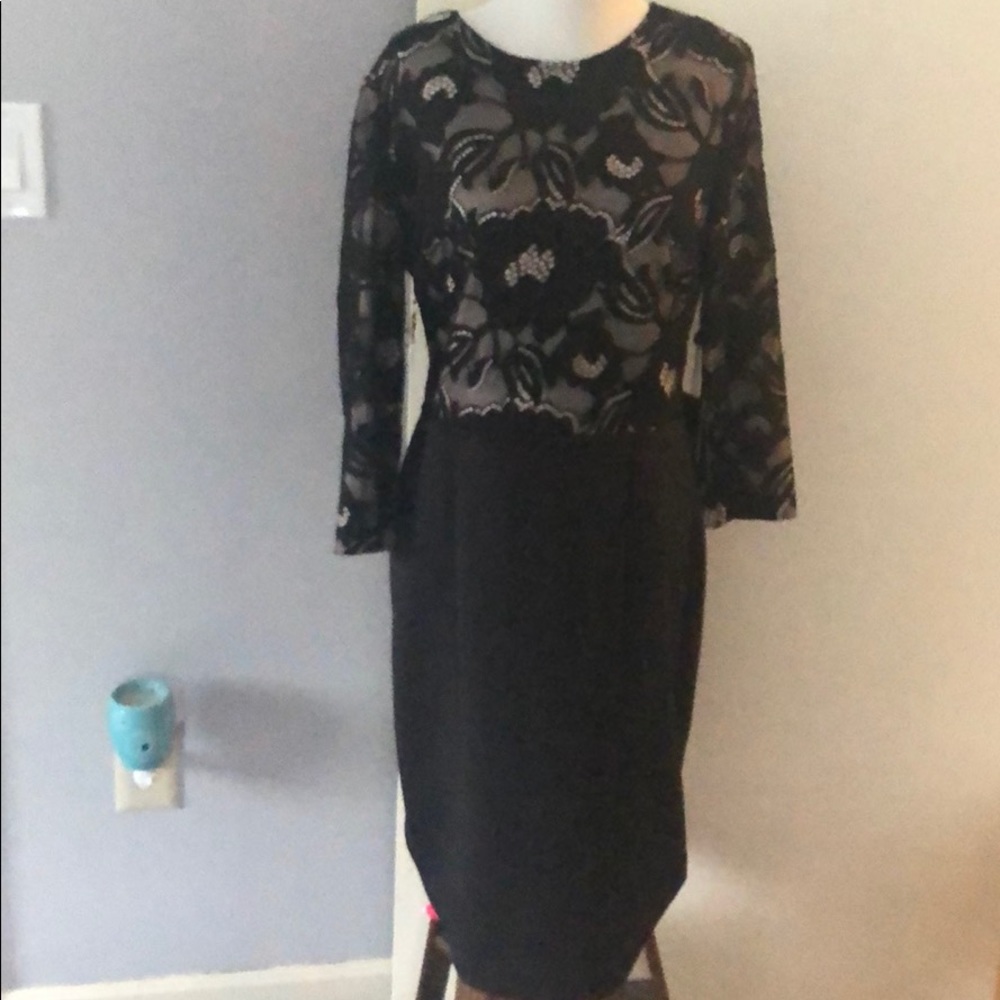 Adrianna Papell carol lace and scuba sheath dress size 10
#MA